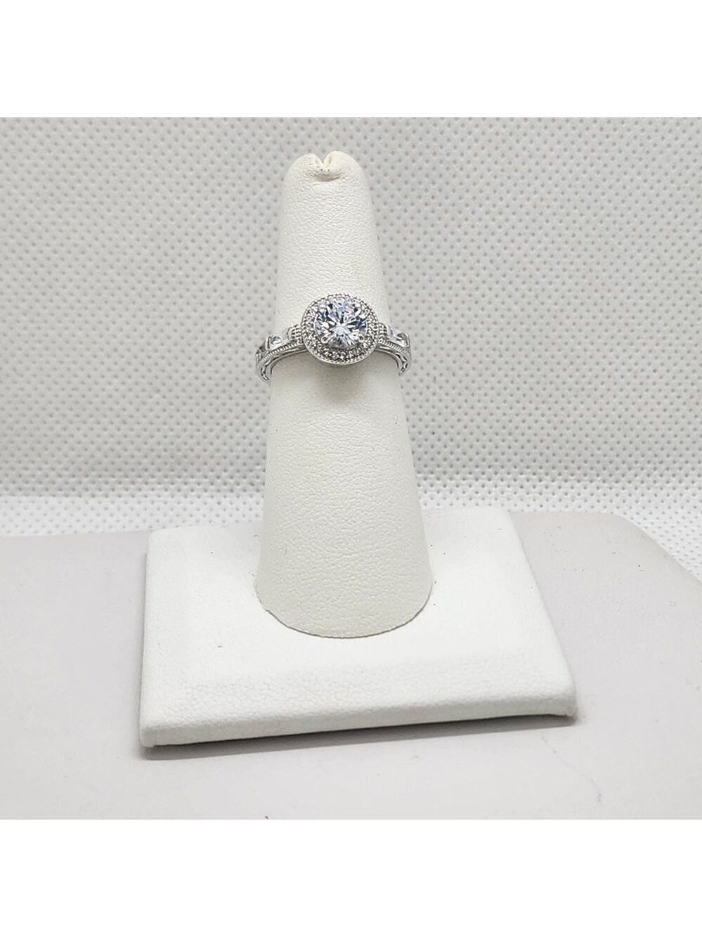 Brand New Sterling Silver 925 Round Gemstone Design Ring